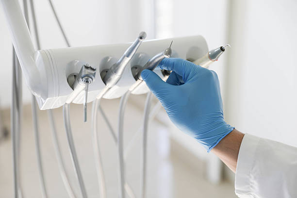 Professional Tooth Extraction technician working in Old Fig Garden, CA